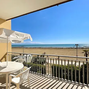 Fronte Mare-carraro Immobiliare Appartamento